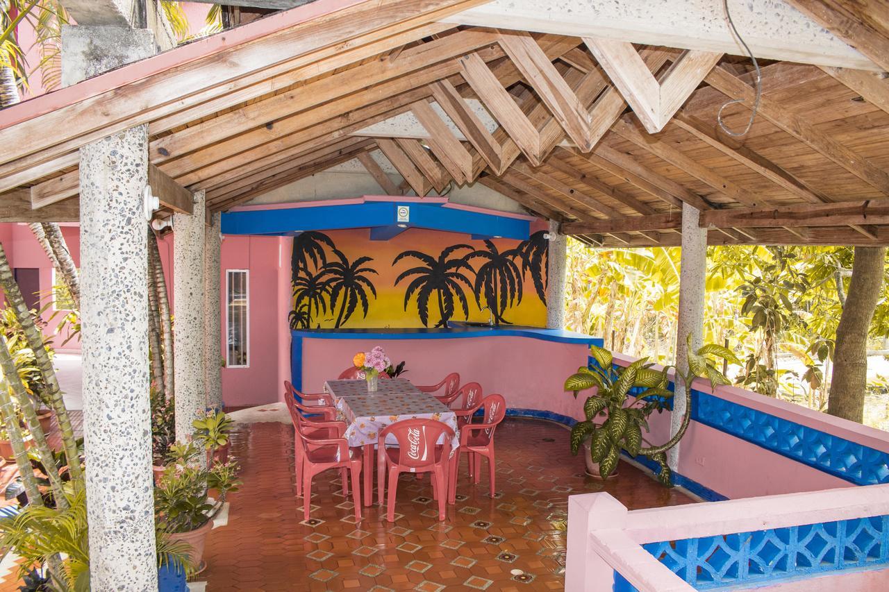 Hotel El Encanto Fresh Water Bay Eksteriør bilde